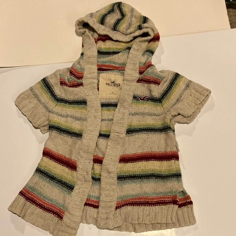 Holster sweater